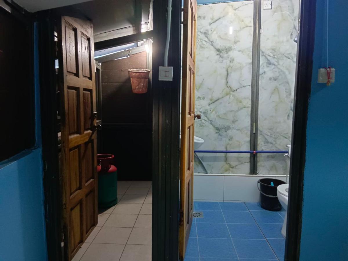 Homestay Koperasi Surau Alfalah Semporna Exterior foto